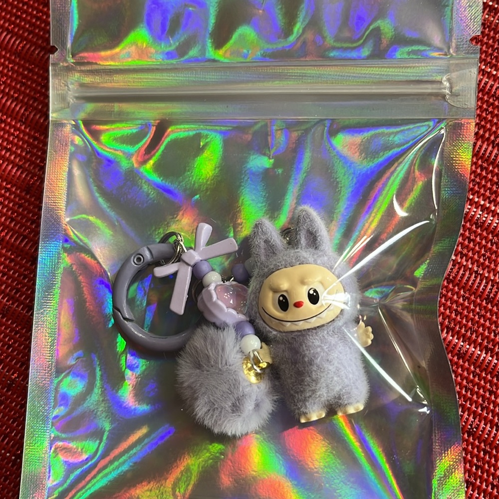 Labubu key charm - Picture 2 of 2